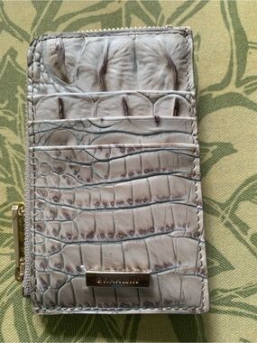 NWOT Brahmin Taupe Textured Croc Card Holder Wallet